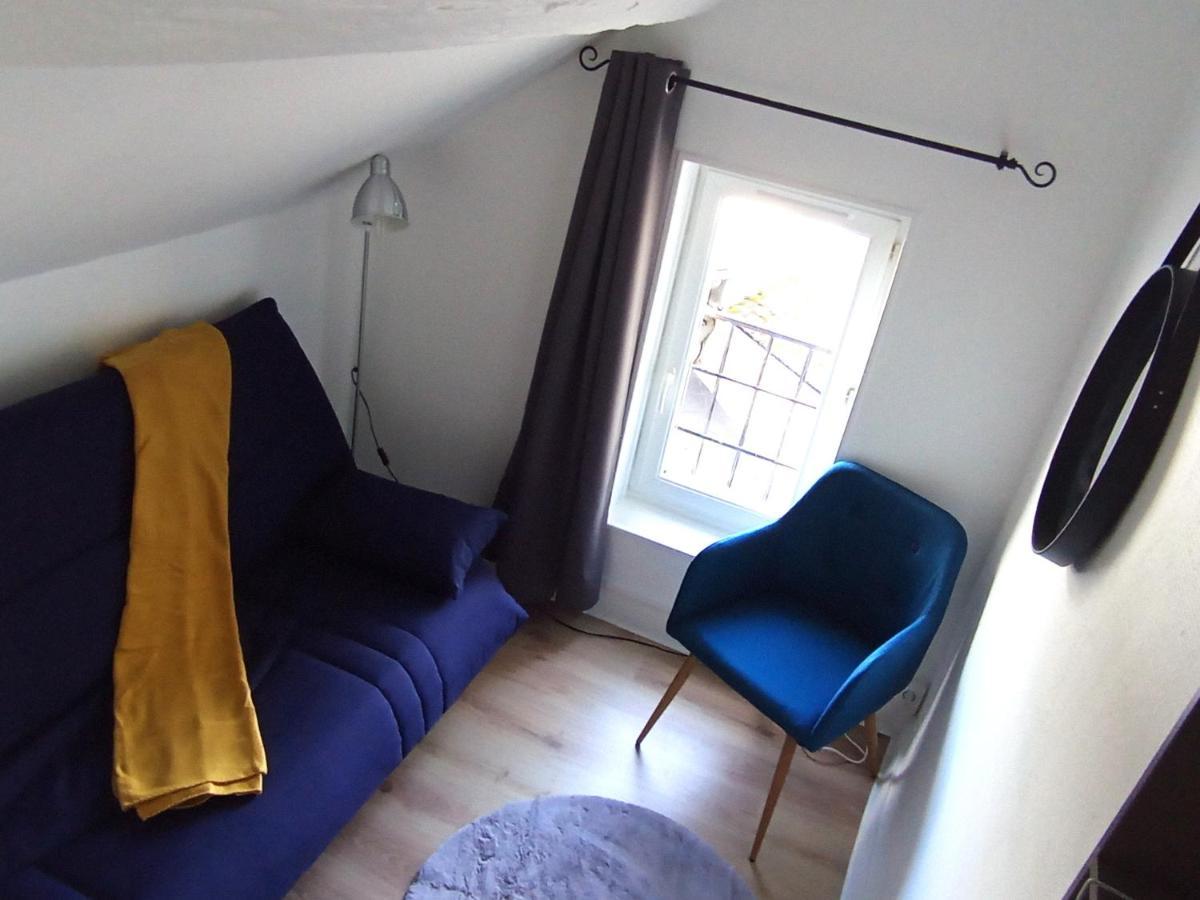 Appartement Cosy Plein Centre Conches-en-Ouche Luaran gambar