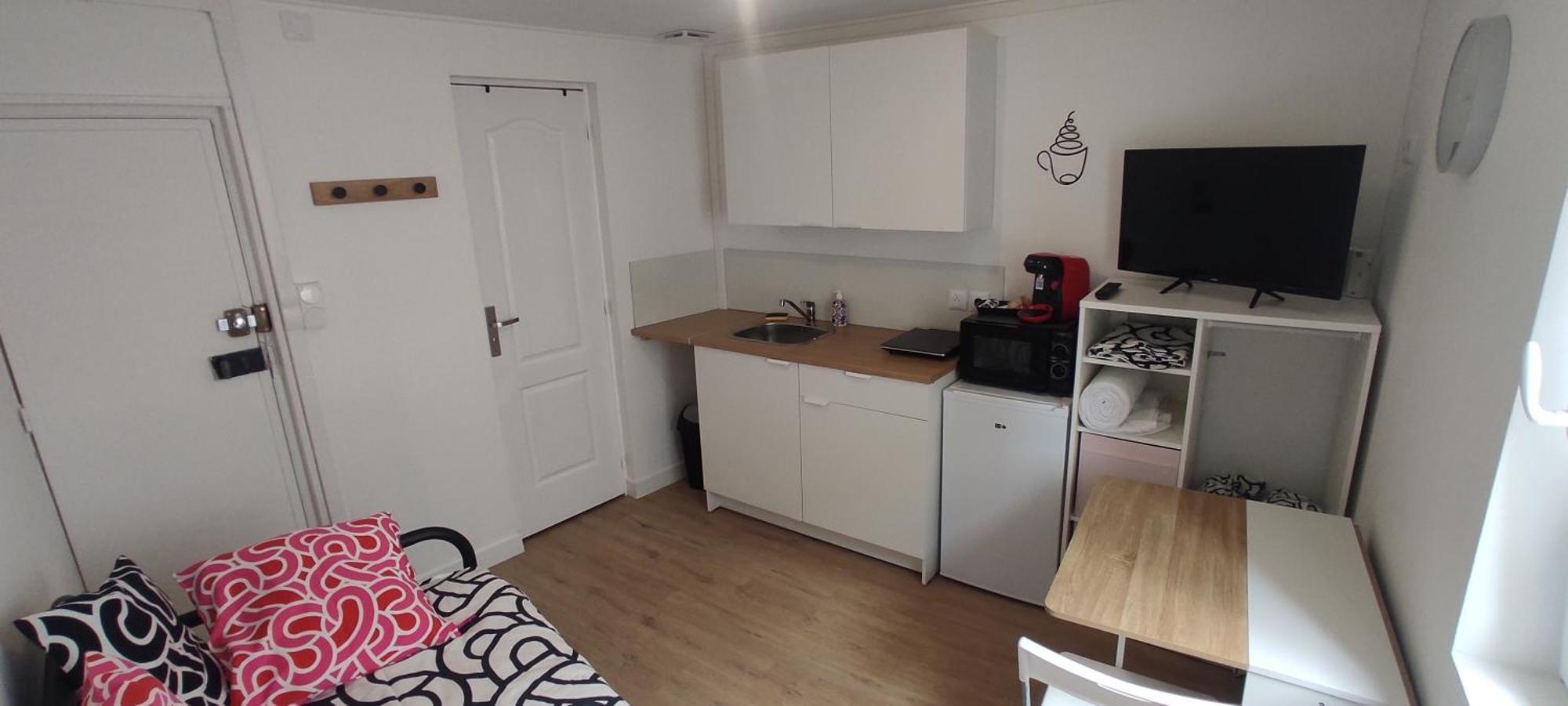 Appartement Cosy Plein Centre Conches-en-Ouche Luaran gambar