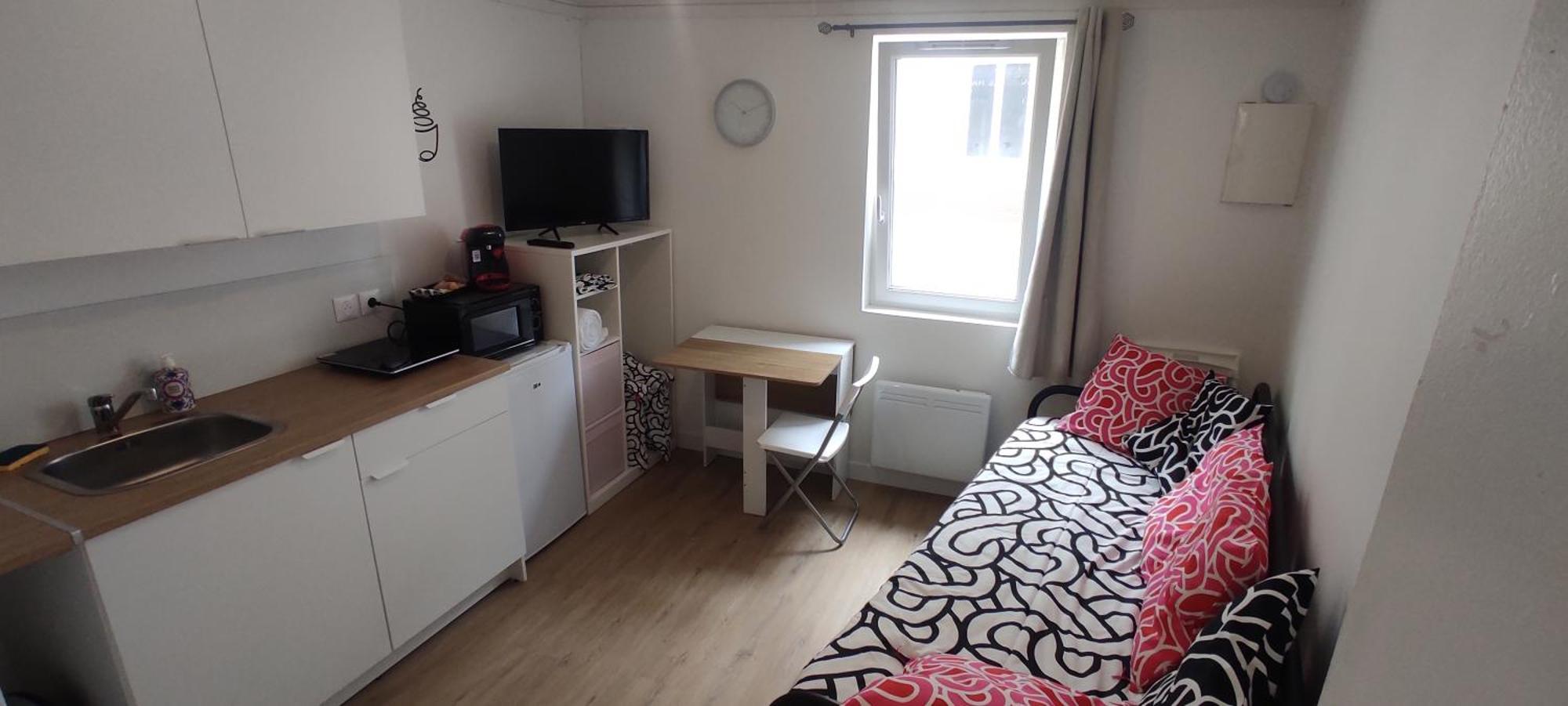 Appartement Cosy Plein Centre Conches-en-Ouche Luaran gambar